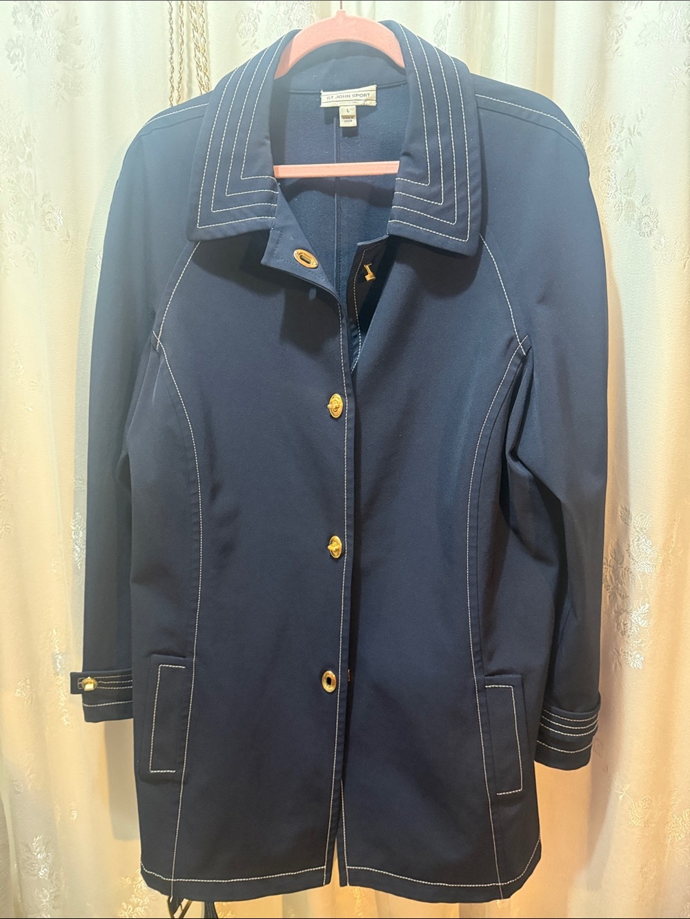 St John Classic Navy Trench Coat with White Stitching and Gold Accents & Belt - Picture 6 of 10